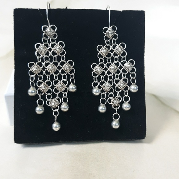 Vintage Cream Filigree Earrings